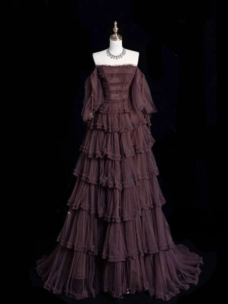 Chic Ball Gown Off The Shoulder Long Sleeves Evening Dress Tulle Long Prom Dresses Main image
