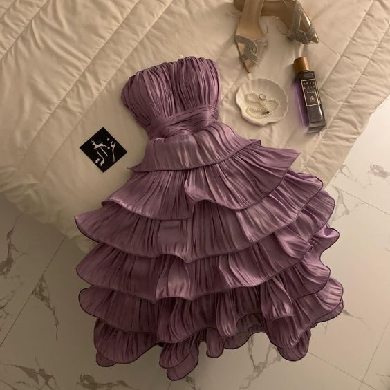 Chic Ball Gown Strapless Short Homecoming Dress 18Th Birthday Outfits Main image