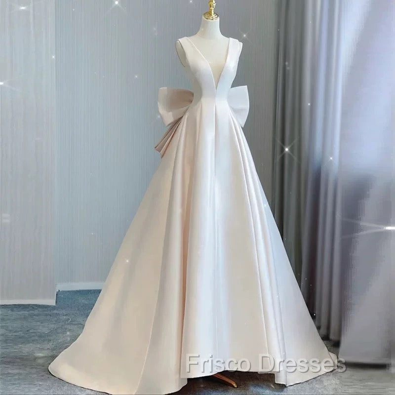 Chic Ball Gown V neckline Sleeveless Ivory Satin Long Wedding Dress With Bow