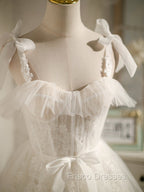 Chic Ivory Tulle Homecoming Dress with Lace, Short Sweetheart Formal Prom Dress