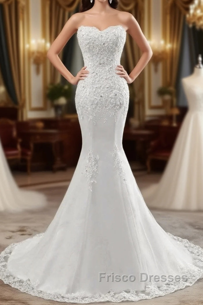 Chic Long Mermaid Strapless Lace Appliques Wedding Dress Main image