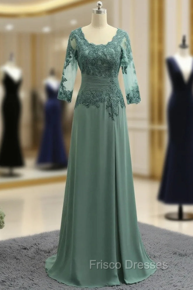 Chic Plus Size Green Mother Of The Bride Dress A-line V-neck Chiffon Lace Wedding Party Dress Main image