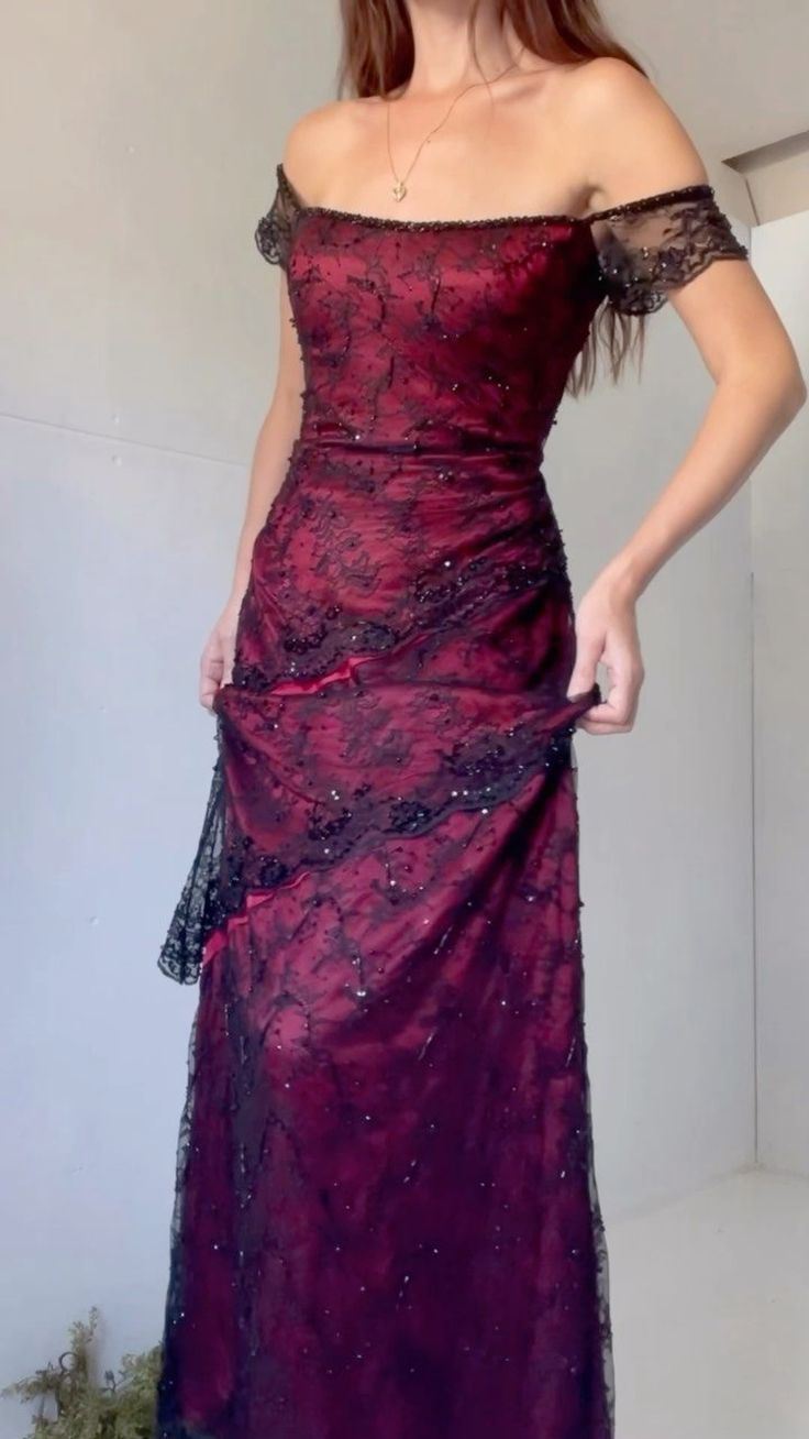 Chic Sheath Strapless Burgundy Tulle Evening Dress Long Prom Dresses Main image