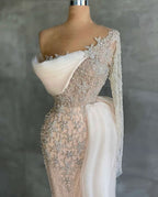 Chic White Mermaid Prom Dress With Appliques And Beaded Long Sleeves
