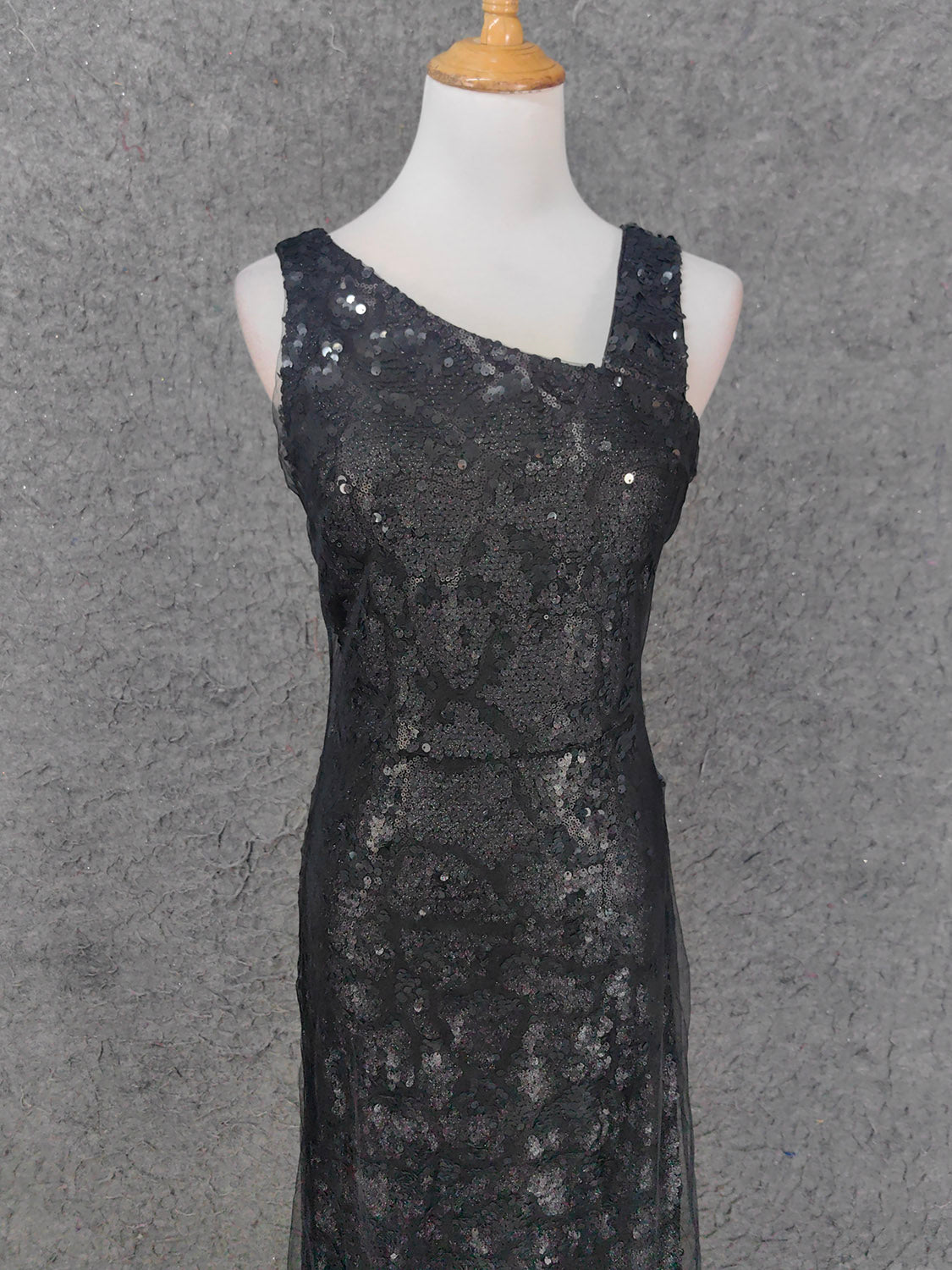 Classic Black Slim-Fit Asymmetric Neck Sequin Tulle Long Prom Dress Evening Dress Secondary image
