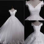 Classic Style Off Shoulder Lace Up Vantage Lace Wedding Dresses,