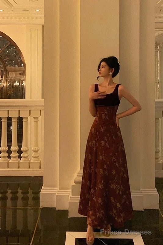 Classy A Line Straps Burgundy Velvet Floral Prom Dresses Birthday Outfits Evening Gown Main image