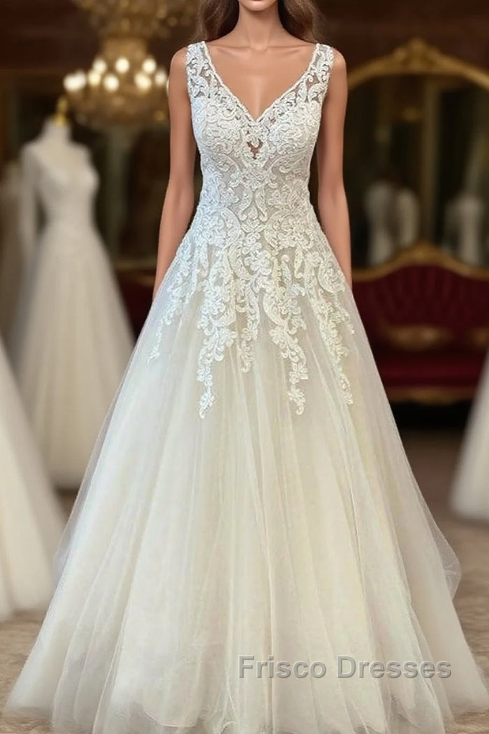 Classy Long A-Line Sweetheart Appliques Lace Tulle Backless Wedding Dress Main image