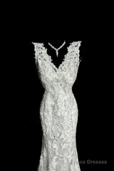 Classy Mermaid V Neckline Lace Ivory Long Wedding Dress Bridal Dresses