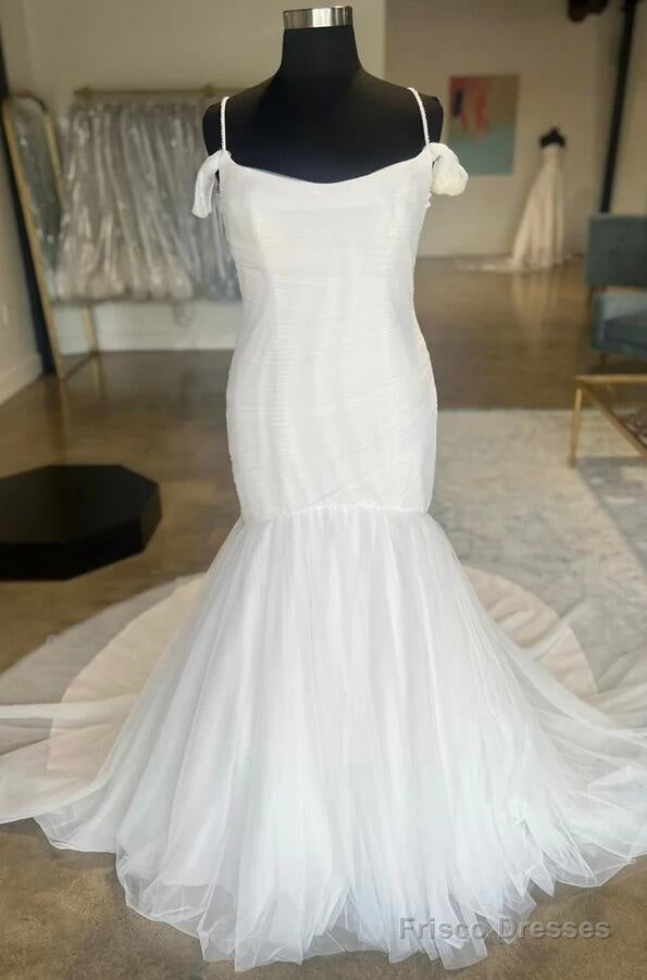 Cold-Shoulder Trumpet Mermaid Wedding Dress Main image