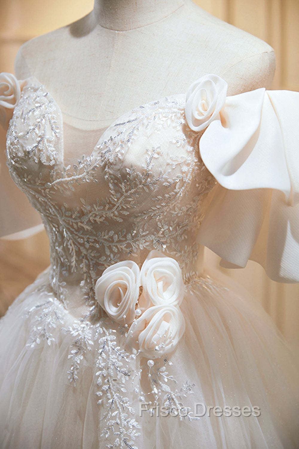Cute Tulle Lace Homecoming Dress, Off Shoulder Short Formal Prom Dress Secondary image
