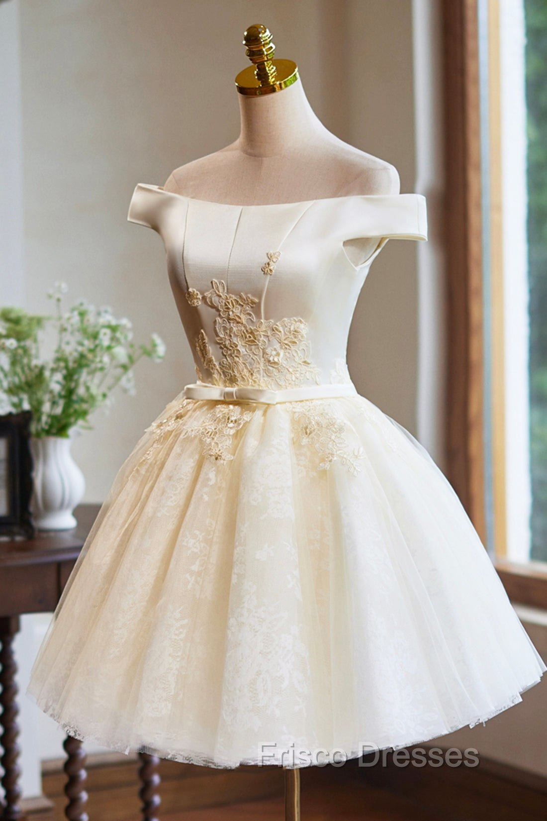 Cute Tulle Lace Knee Length Formal Prom Dress, Champagne Off the Shoulder Evening Party Dress