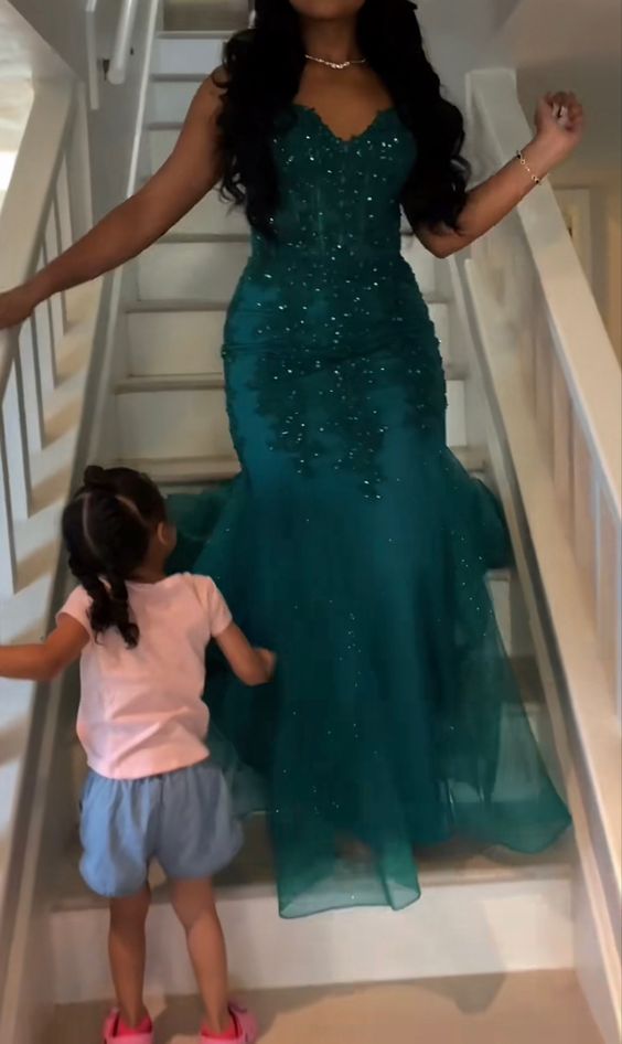 Dark Green Mermaid Tulle Lace Prom Dress Winter Formal Gown Secondary image