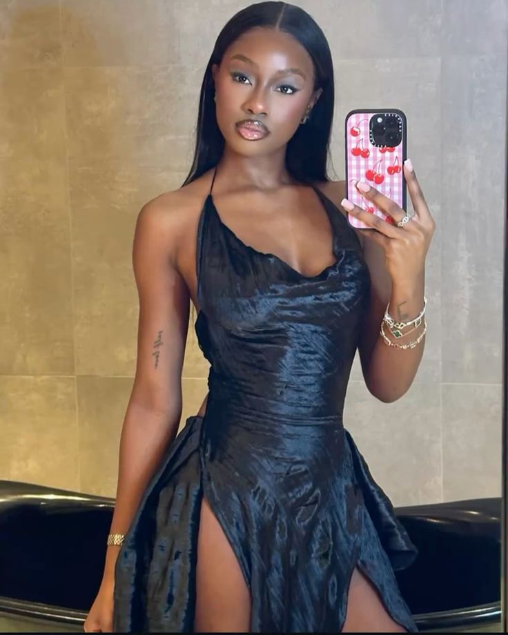 Designer Black Low-Cut Slit 21St Birthday Homecoming Dress Main image