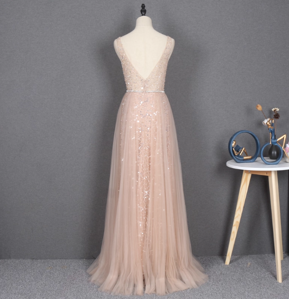 Dreamy Princess A-Line V-Neck Train Sequin Tulle Prom Dress Evening Dress