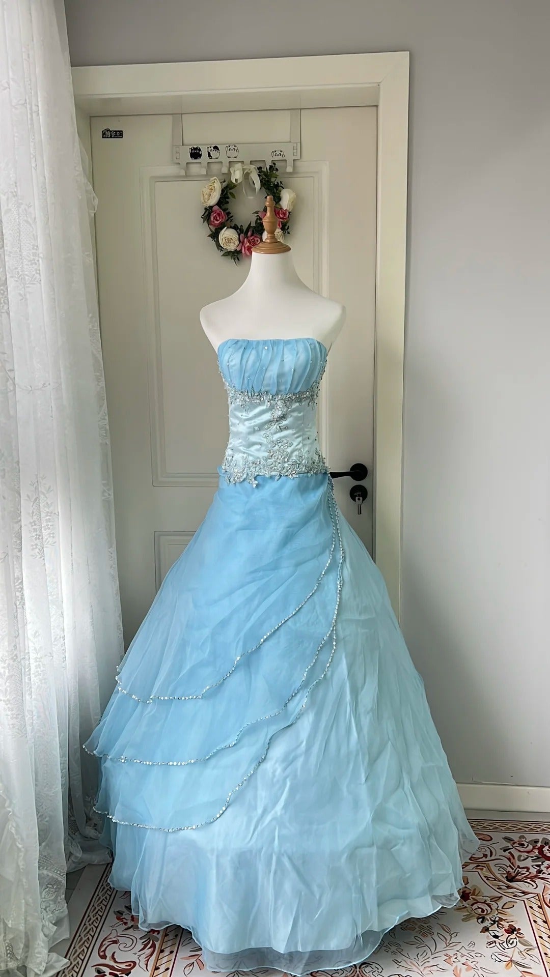 Dreamy Princess Blue Strapless Embroidered Tulle Ball Gown Evening Dress Sweet 16Th Birthday Dress Main image