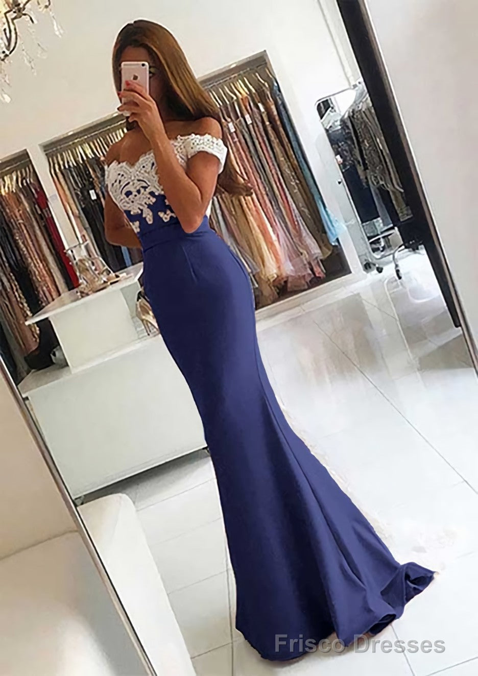 Elastic Satin Prom Dresses Trumpet/Mermaid V-Neck Sweep Train With Lace Secondary image