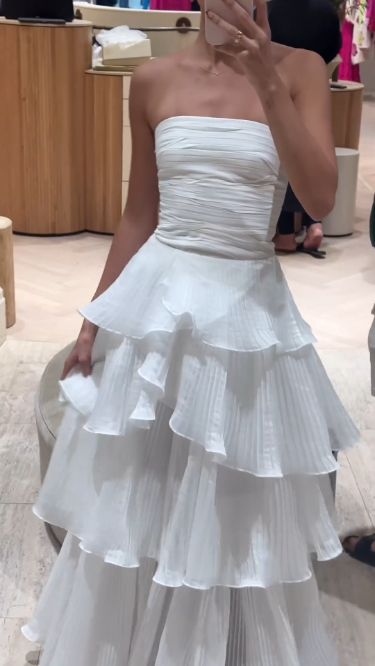 Elegant A Line Long White Tiered Prom Dress 21Th Birthday Outfits