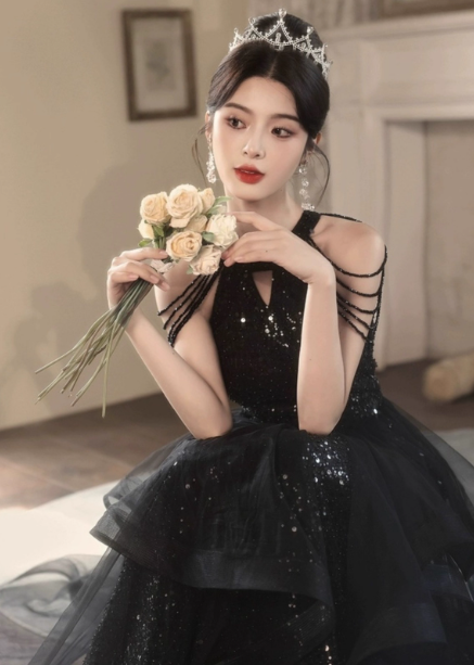 Elegant Black A-Line Halter Neck Chain Sequined Tulle Long Prom Dress Evening Dress