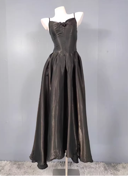 Elegant Black A-Line Spaghetti Strap Satin Long Prom Dress Evening Dress