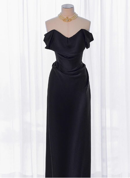 Elegant Black Slim-Fit Off-The-Shoulder Satin Long Prom Dress Evening Dress Secondary image
