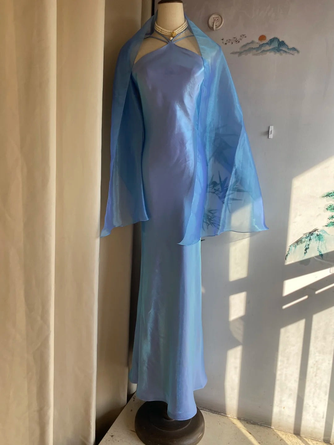 Elegant Blue Halter Neck Mermaid Satin Long Prom Dress Evening Dress Main image