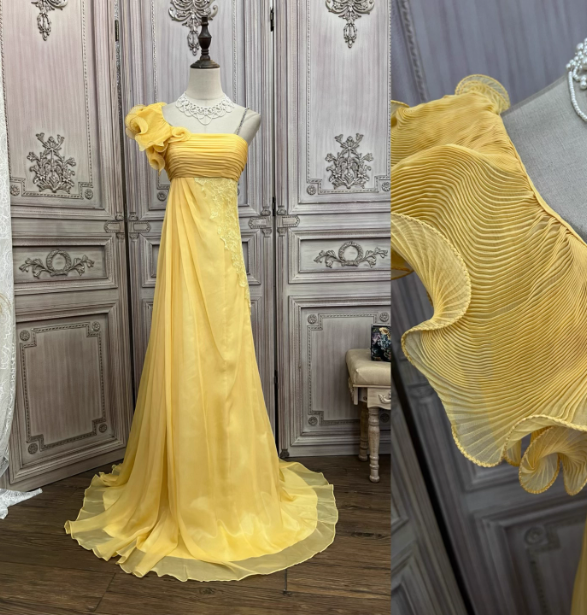 Elegant Bright Yellow A-Line One-Shoulder Ruched Floral-Appliqu¨¦ Chiffon Long Prom Dress Evening Dress Main image