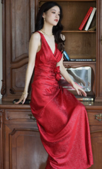 Elegant Burgundy Mermaid Jacquard Satin V-Neck Evening Dress Simple Prom Dress