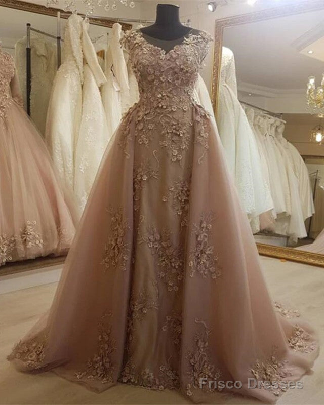 Elegant Champagne Lace Mermaid Evening Gowns Main image