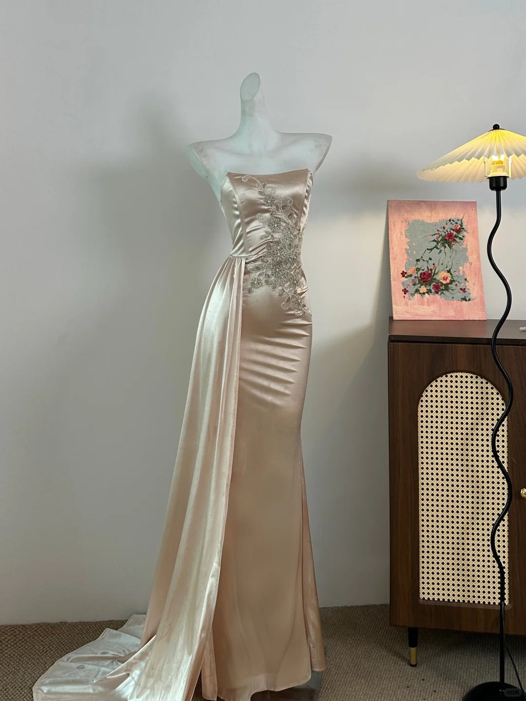 Elegant Champagne Mermaid Trailing Strapless Satin Long Prom Dress Evening Dress