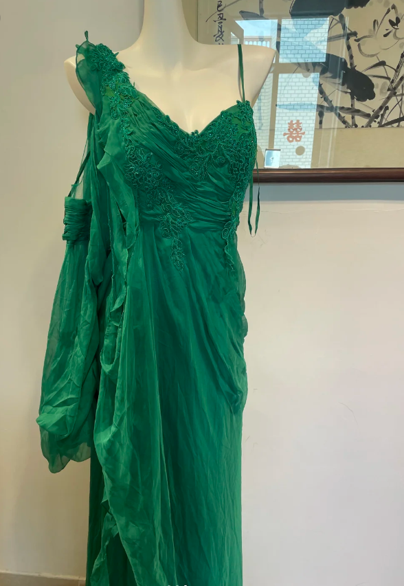 Elegant Green Deep V-Neck Chiffon Long Prom Dress Evening Dress