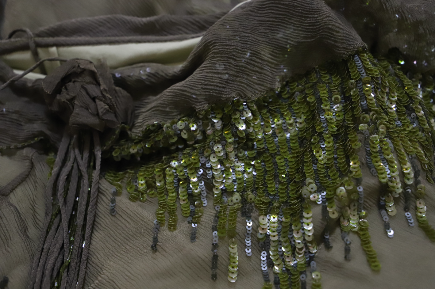 Elegant Green Spaghetti Strap Mermaid Ruffle Sequin Chiffon Long Prom Dress Evening Dress