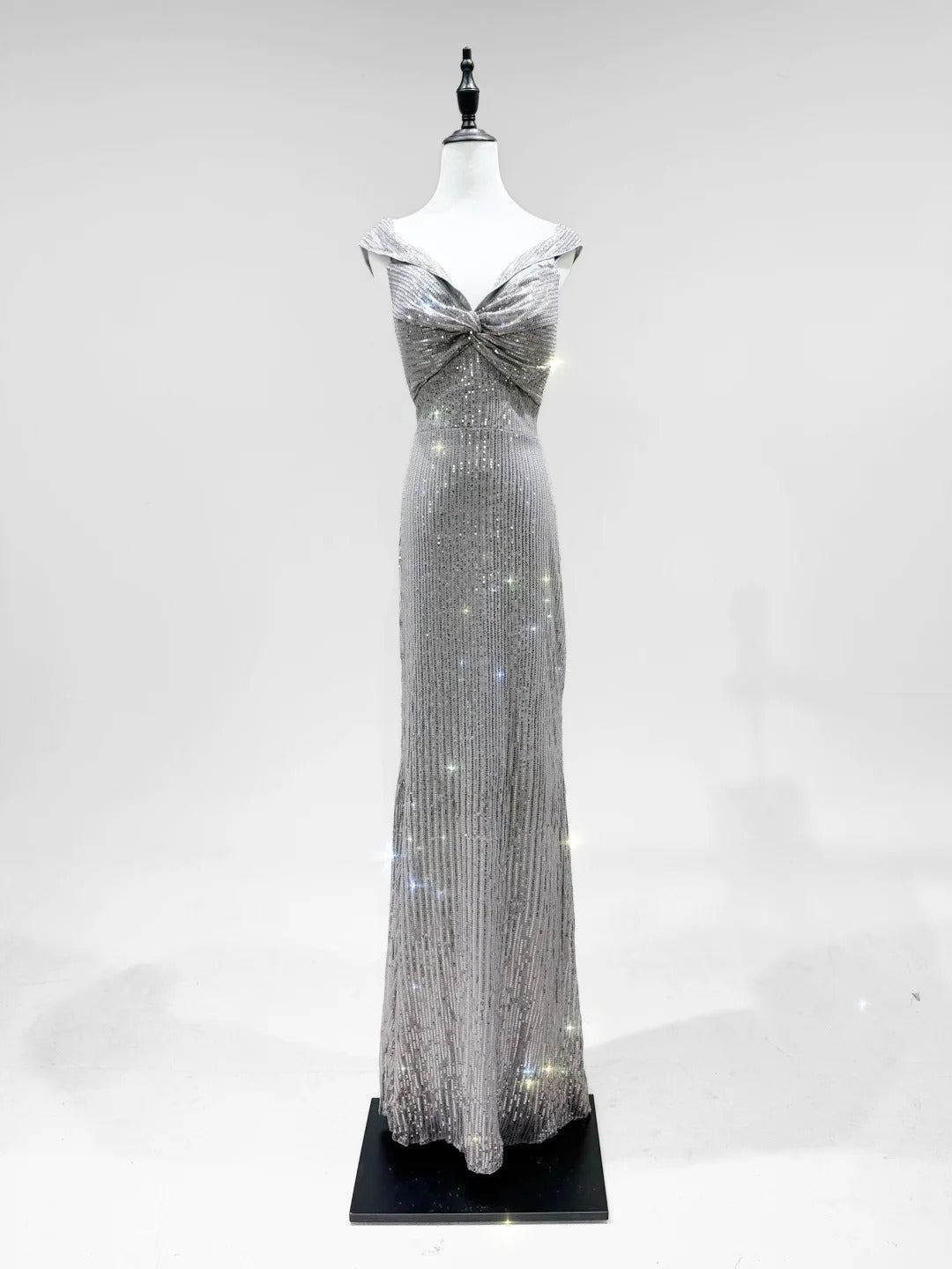 Elegant Grey Mermaid V-Neck Sequined Long Prom Dress Evening Dress Secondary image
