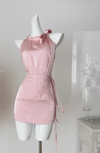 Elegant Halter Neck Strapless Satin Hip-Hugging Birthday Skirt Homecoming Dress Secondary image
