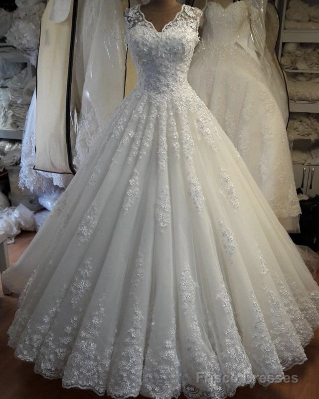 Elegant Lace Flowers Beaded V-Neck Princess Wedding Dresses Main image