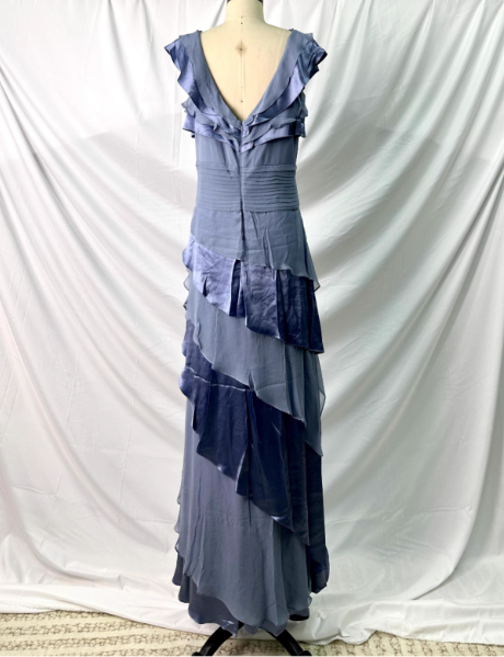 Elegant Layered Gradient Gray-Blue Slim-Fit V-Neck Ruffled Tiered Chiffon Long Prom Dress Evening Dress