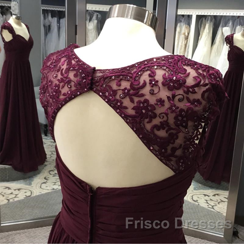 Elegant Long Chiffon Backless Bridesmaid Dress Lace Cap Sleeves