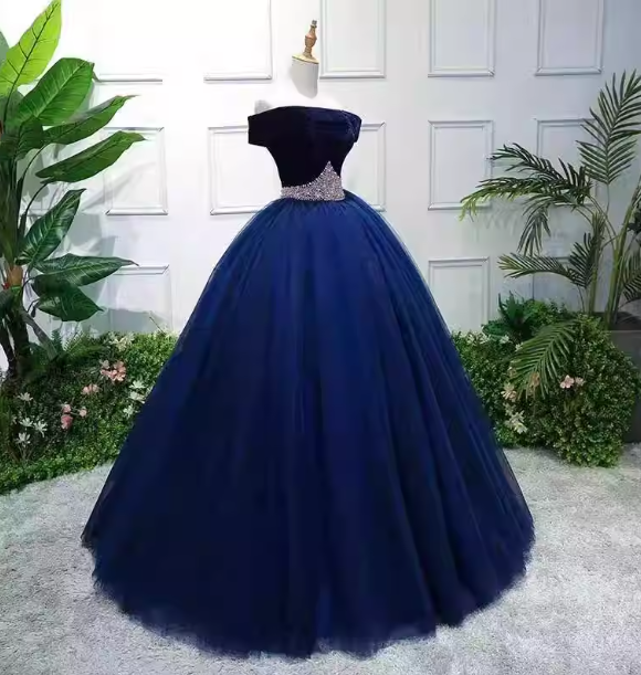 Elegant Navy Blue Off-The-Shoulder Velvet Tulle Ball Gown Evening Dress Sweet 16 Dress
