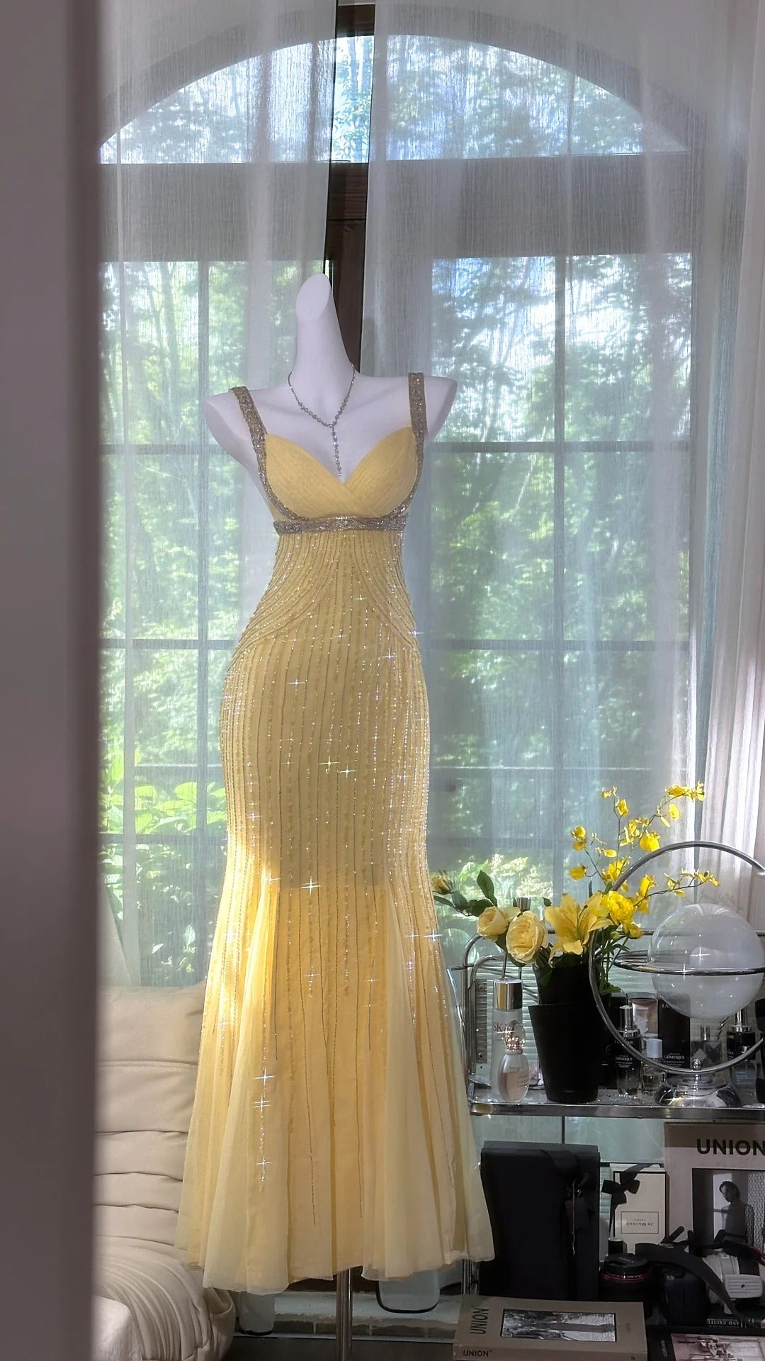 Elegant Pale Yellow Mermaid Strapless Backless Beaded Chiffon Long Prom Dress Evening Dress Main image