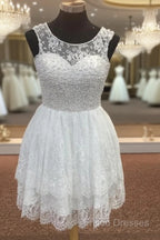 Elegant Pearl Beading White Lace Homecoming Dress