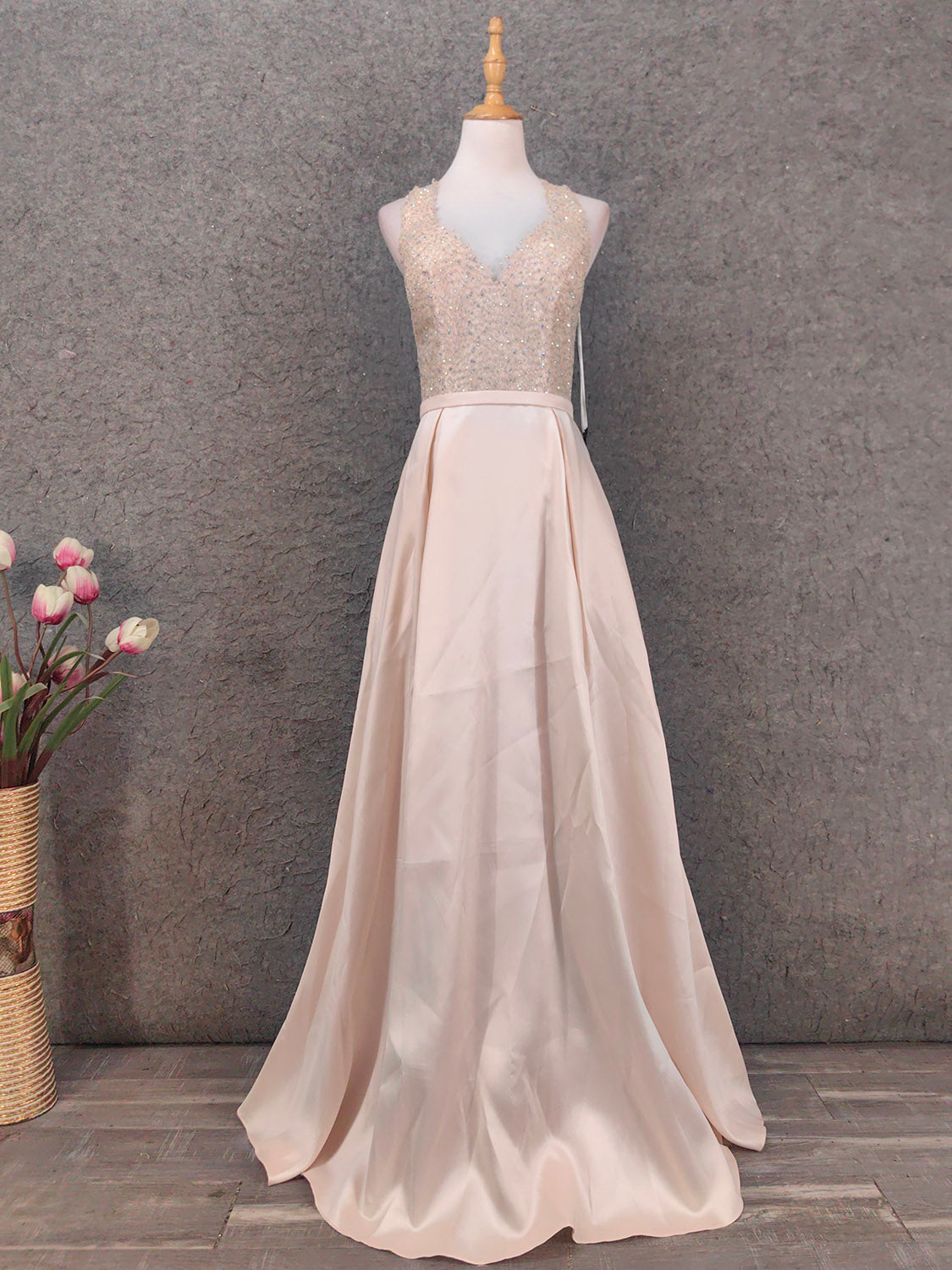 Elegant Pink Halter Neck V-Neck Rhinestone Lace Satin Long Prom Dress Evening Dress
