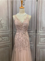Elegant Pink Mermaid V-Neck Lace Embroidery Tulle Long Prom Dress Evening Dress