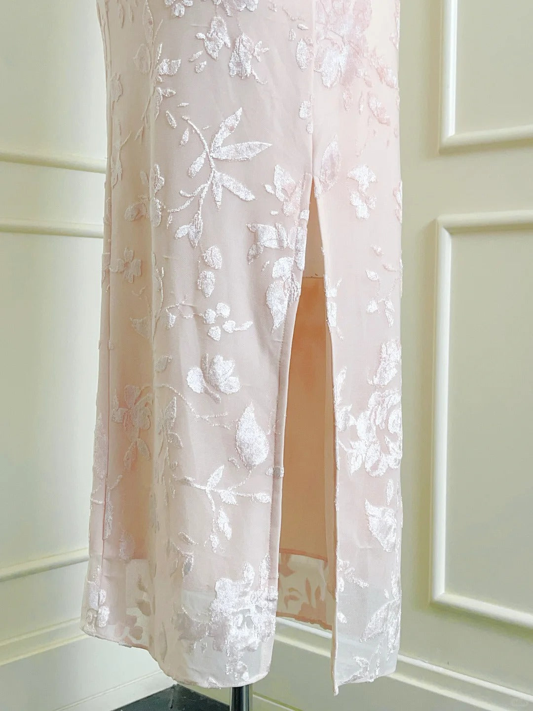 Elegant Pink Slim Halter Neck Jacquard Slit Long Prom Dress Evening Dress