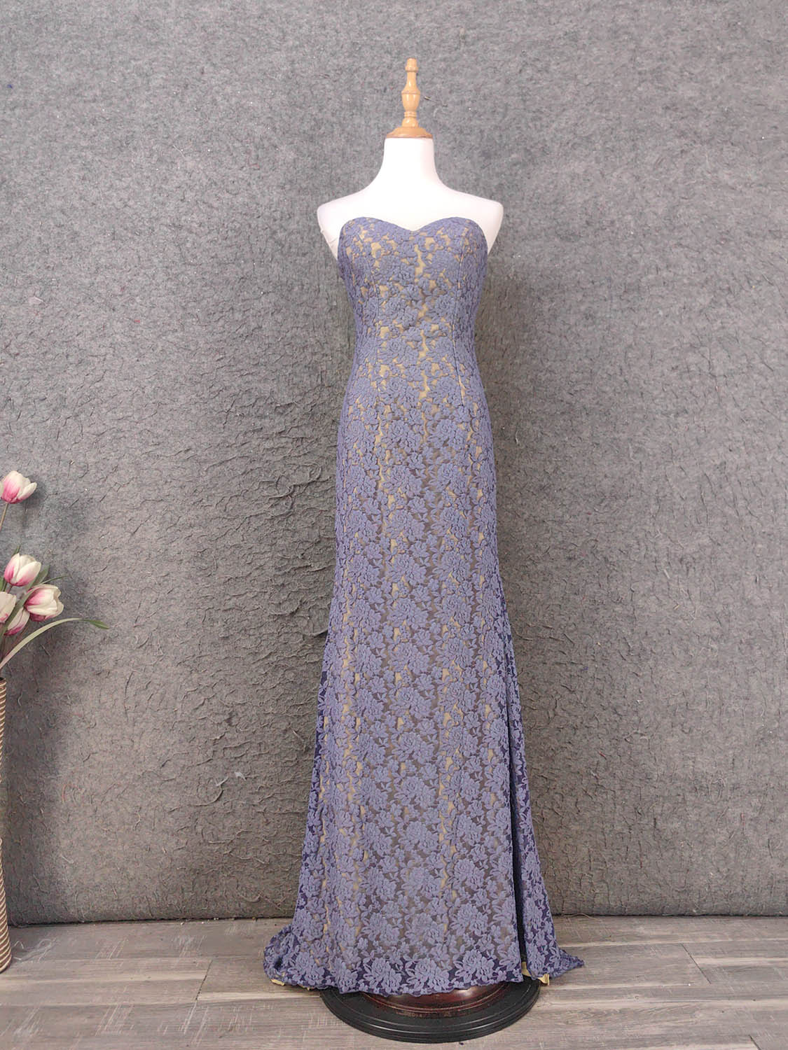 Elegant Purple Sweetheart Neck Split Lace Long Prom Dress Evening Dress Main image