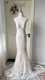Elegant Retro White Mermaid Round Neck Lace Train Prom Dress Evening Dress Wedding Dress