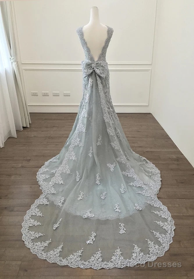 Elegant Silver Lace Bow Back Mermaid Evening Gown Dresses