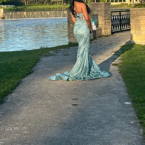 Elegant Teal Strapless Prom Gown Secondary image