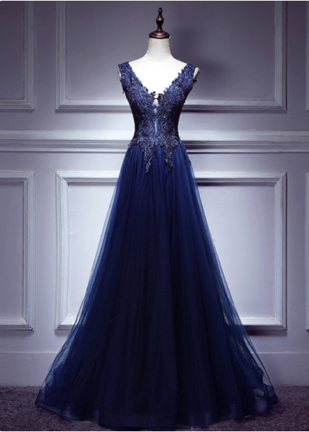 Elegant Vintage Navy Blue V-Neck Lace Embroidery Tulle Long Prom Dress Evening Dress Secondary image