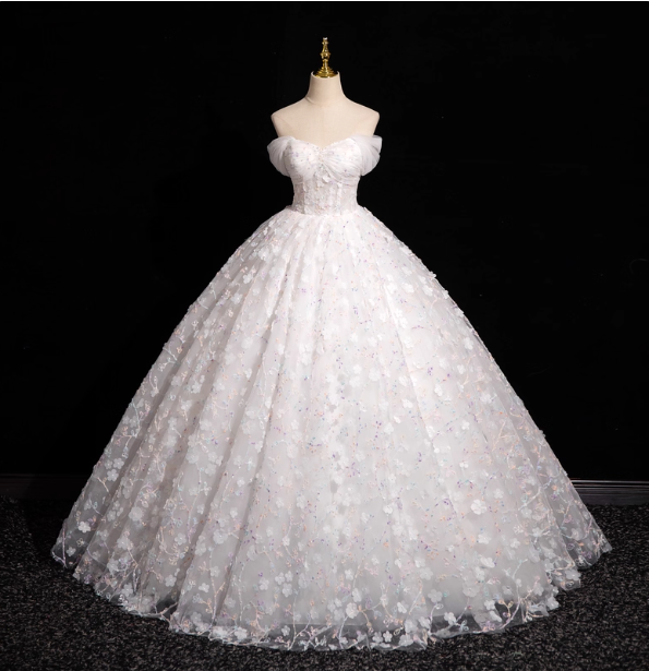 Elegant White 3D Floral Tulle Long Ball Gown Evening Dress Sweet 16 Dress Main image
