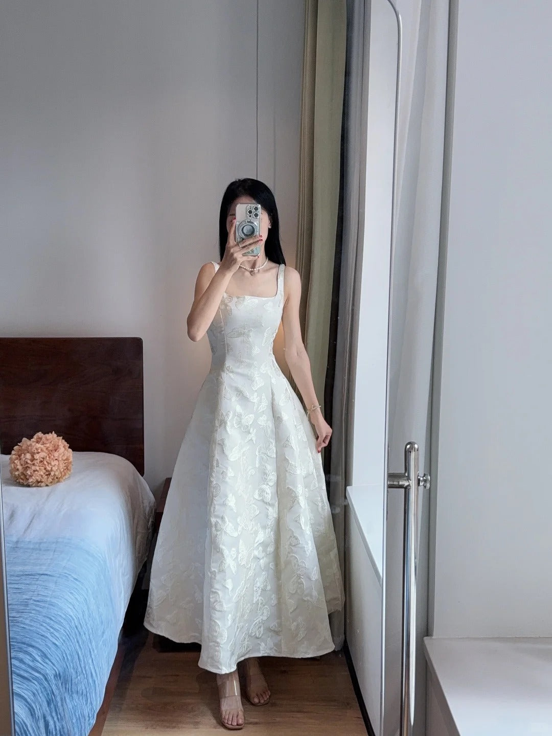Elegant White A-Line Square Neck Halter Top With Butterfly Jacquard Satin Long Prom Dress Evening Dress Main image